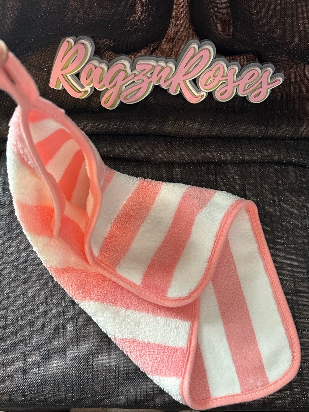 Pink & White Pet Hanging Bath Towel